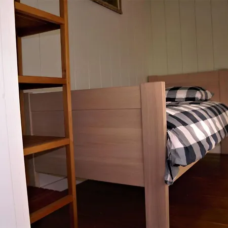 Holiday home Beautiful In Near Seabeach Sint Maartensbrug